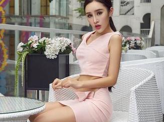 AISS爱丝(黄金版) – 想看滑板上的优雅美少女？索菲的套图引爆你的感官，记得点开！