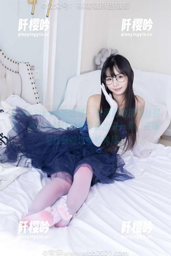 BoBoSocks袜啵啵-周周 BoBoSocks袜啵啵 - 看周周的厚肉丝照片,高清的模样就像要跳出来一样,在哪里找到的这些好角度?