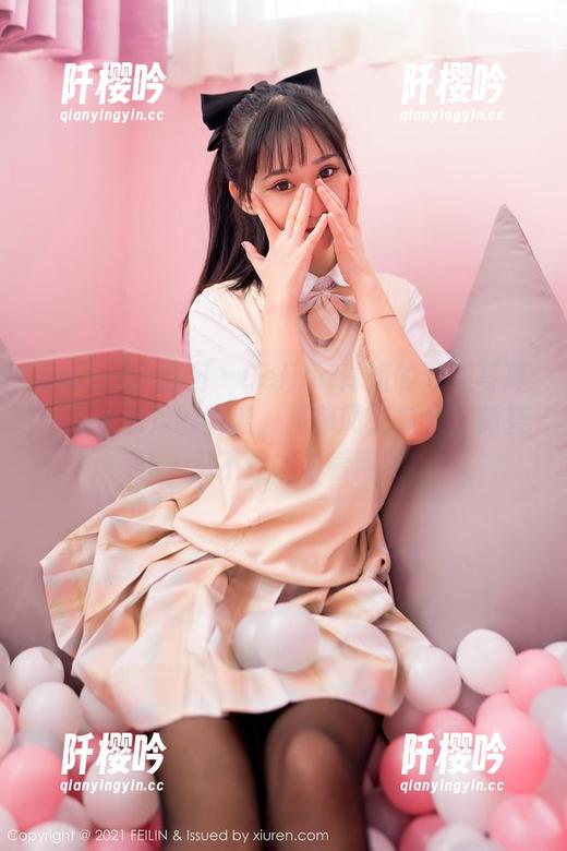 Feilin嗲囡囡-Celina青妍 Feilin嗲囡囡 - Celina青妍的双人写真:双重视角的甜蜜,简单而又复杂,简直让人忍不住想多看两眼!