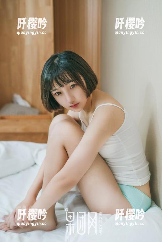 GIRLT果团网 - 美丽怎么能不分享？莫雅淇的脚在等你下载！