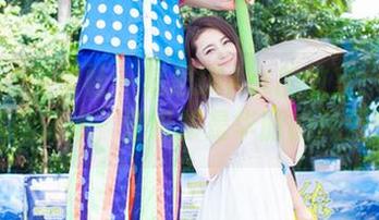 IMiss爱蜜社 – 陈思琪Art的教室：原图就像课本，壁纸却是华丽的风景！