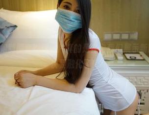 ROSI的空姐制服套？这图片真的是在向我们展示新时尚，我都快要融化了！