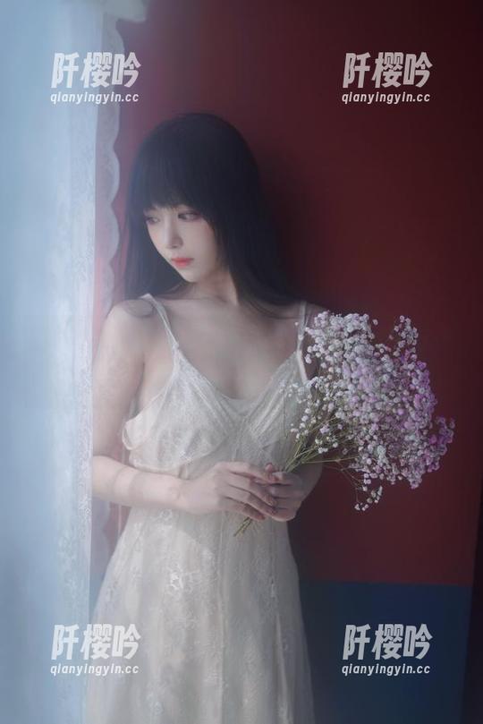 Shika小鹿鹿 聊聊Shika小鹿鹿的定制写真:明日方舟黑,意外地吸引我了!