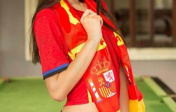 TGOD推女神 – 最新更新！林熙儿的比基尼写真，热辣得像个夏日阳光