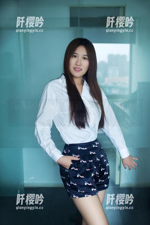 TuiGirl-林清儿 TuiGirl - 当林清儿遇上温柔:这组壁纸羞羞地躲在角落