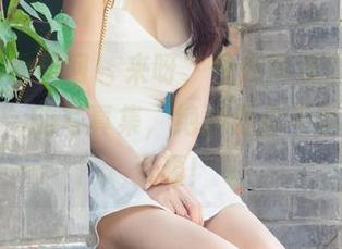 UGirls尤果网 – 来呀，快来围观！“慕羽茜学妹”的写真集，绝对是你不容错过的资源！