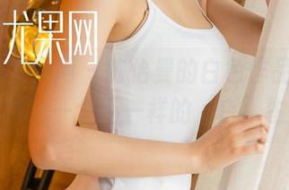 UGirls尤果网 – 陈怡曼的白色作品合集，带你体验一个不一样的‘白’生活！