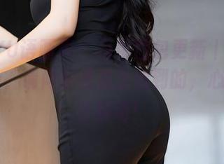 XIAOYU语画界 – 吊带图包更新丨徐莉芝Booty，请问你是怎么做到的，心脏天天在跳动！