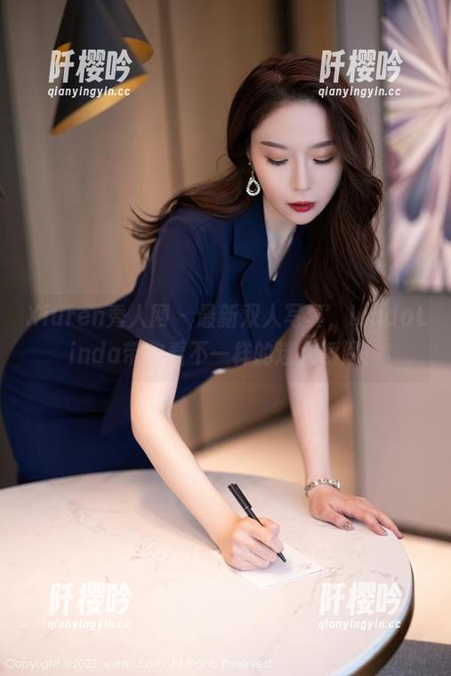 Xiuren秀人网 - 最新双人写真，LindaLinda带你看不一样的迷人瞬间！