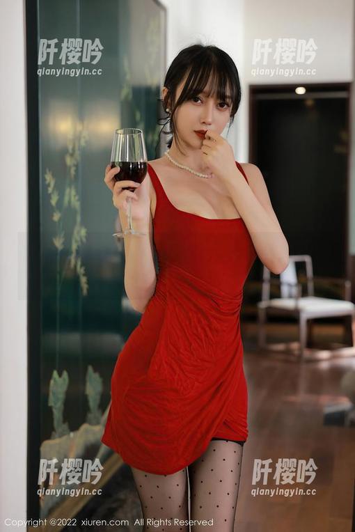 Xiuren秀人网-南初妹妹 Xiuren秀人网 - 南初妹妹的浴室秀场:一组写真,偶尔想想要不要加点气泡呢?