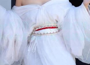 Xiuren秀人网 – 从未见过的空姐：子纯儿Annie全套写真下载，心跳加速中…
