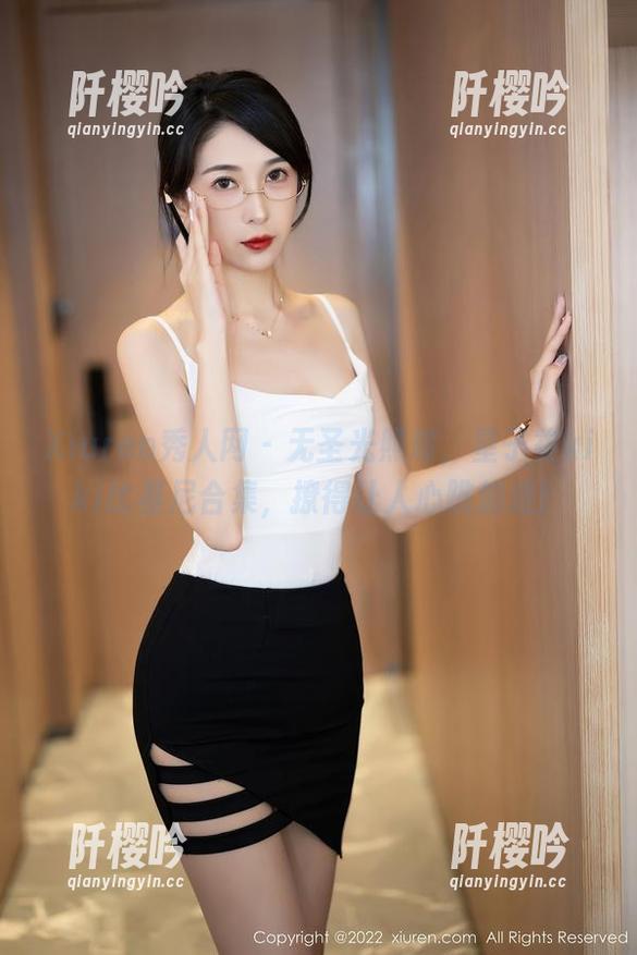 Xiuren秀人网-星子柒kiki Xiuren秀人网 - 无圣光照耀,星子柒kiki比基尼合集,撩得让人心跳加速!