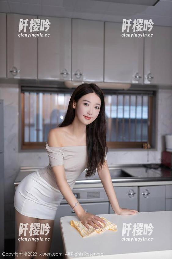 Xiuren秀人网-苏苏阿 Xiuren秀人网 - 作品分享:苏苏阿的白衬衫,让我瞬间想到了披萨,等会儿干饭去!
