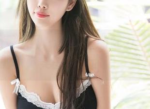 Xiuren秀人网 – 白衬衫的魅力：陈茜妮zoe的写真美图，让你想多看几眼