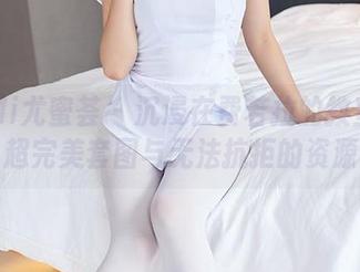 YouMi尤蜜荟 – 沉浸在费若拉的教室世界：超完美套图与无法抗拒的资源！
