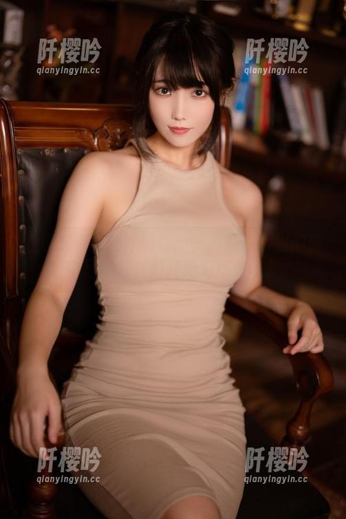 一智智 谁说只有圣光才能照出美?看一智智的镂空写真,我们就绝对不信了!