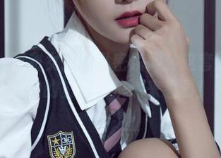 丽柜 – 甜甜女孩的私密瞬间：这套图让人心动的资源，快点来看看！