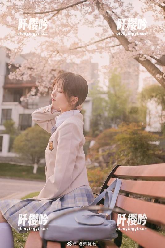 名赖弥七 精选名赖弥七的白色内衣作品集,赶紧围观,神秘又迷人的气息扑面而来!