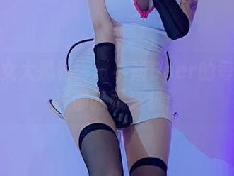 暗夜猫女大揭秘：啾小妍Deer的每一张图片都暗藏玄机！