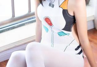 喵糖映画 – 这个夏天，蠢沫沫的少女美图“捧腹”上线！为你的快乐加点料！