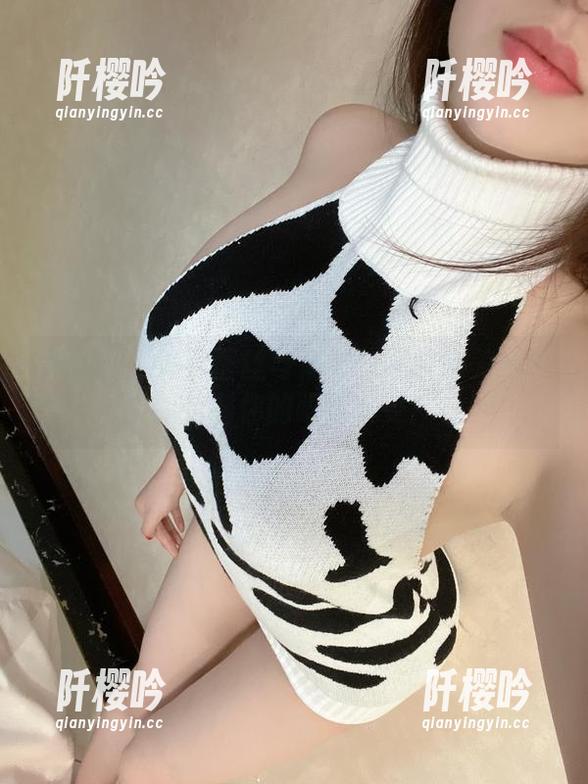微密圈 - 渔网蕾丝与奶宝妹纸的完美邂逅，定制你的眼球享受！