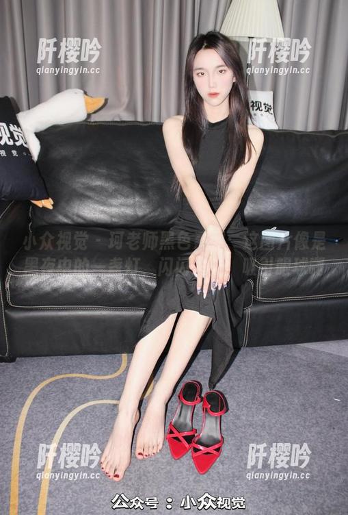 小众视觉-珂老师 小众视觉 - 珂老师黑色系列:这图片像是黑夜中的一盏灯,闪闪发光,吸引眼球啊