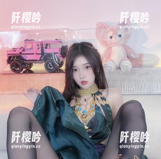 小小奶瓶儿 一聊到小小奶瓶儿的白开水毛衣定制版壁纸,我的心情就变得很好,赶紧来看看吧!