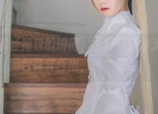 蕾姆黑丝掉落的瞬间，小野妹子w无圣光图包花样百出，抓紧钱包！