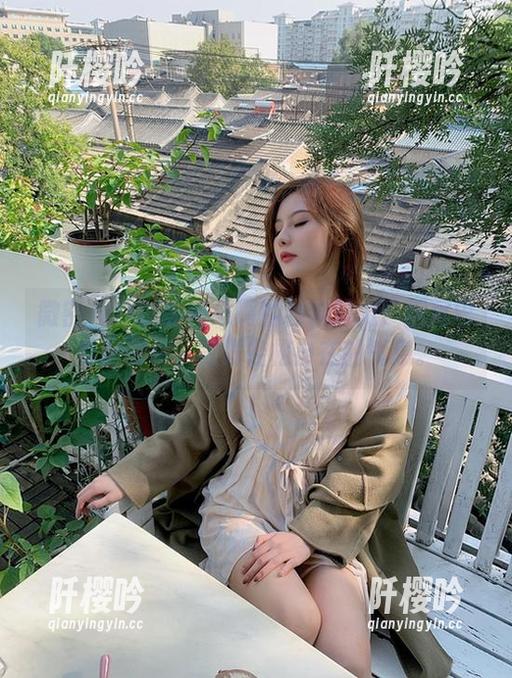 就是阿朱啊 微密圈 - 就是阿朱啊的独特魅力:摇尾巴私房图包,散发轻松自在的气息。