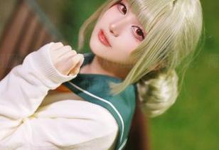 小琪舞JK制服：幼爱youmeko的高清写真集，简直是妥妥的心动密码！