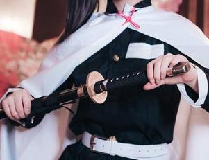 图包揭秘：白莉爱吃巧克力，打工女仆的日常，你绝对想不到！