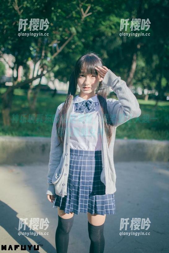 神乐坂真东的私拍美图，果然是让人想一探究竟的女神！