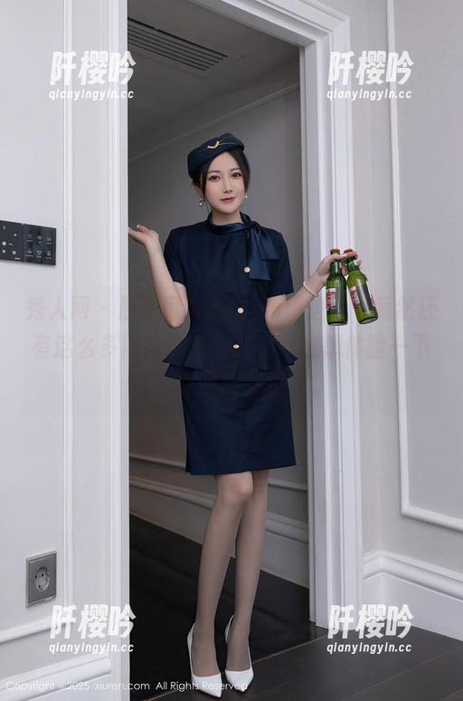 秀人网-可儿kayen 秀人网 - 原图可儿kayen海边——竟然还有这么多隐含的信息,让我也想体验一下这种‘海中佛系’。