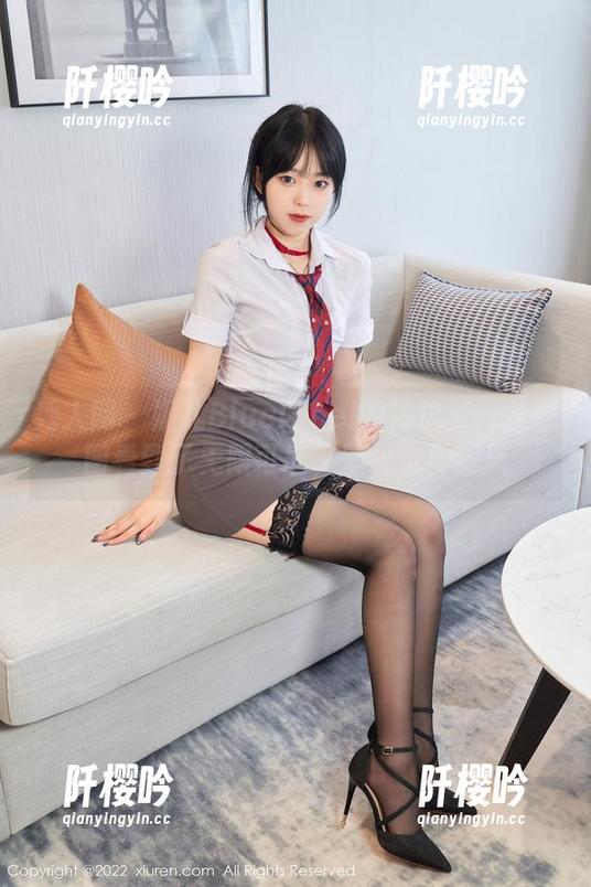 秀人网-妮儿Bluelabel 秀人网 - 妮儿Bluelabel的海边梦:从原图看到了无限可能,壁纸也要跟风