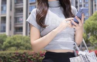 秀人网 – 温柔的柔图包：这是女孩的温柔力量，分享一下！