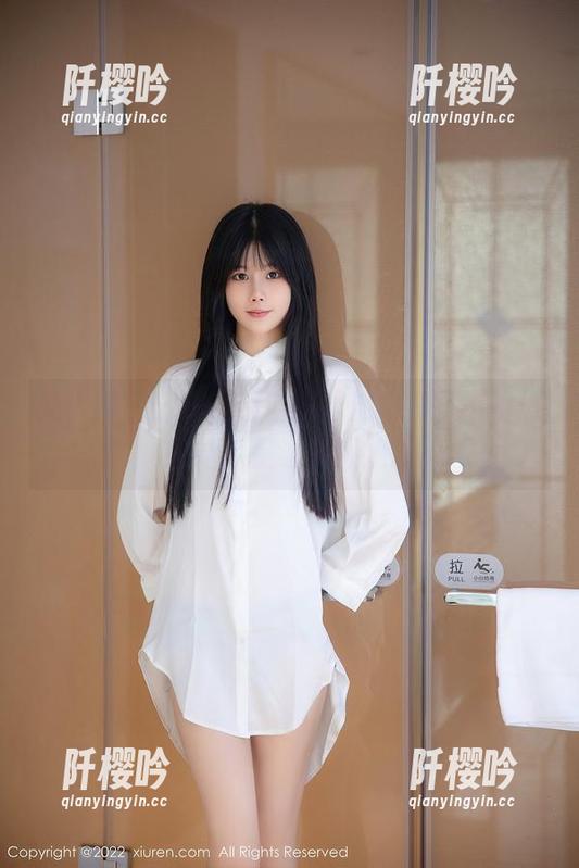 秀人网 - 分享熊小诺的泳池写真，不怕热的她真是让人嫉妒。