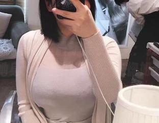 微密圈 – 童小芯最新皮衣合集：我的目光在她身上停留的瞬间，恍惚如梦！