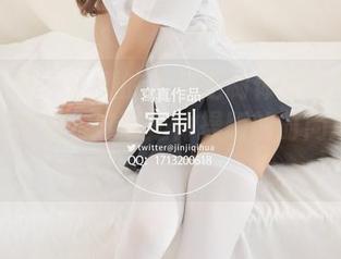紧急企划 – 小婕的内部定制体操服写真精选：别害羞，这可是体操版的时尚风向标！