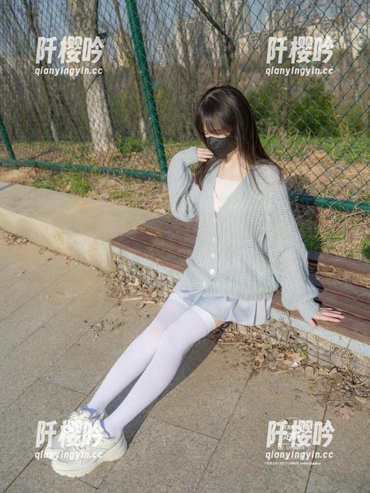 紧急企划 紧急企划里这款棕丝JK裙,竟然让我对裙子有了新的幻想