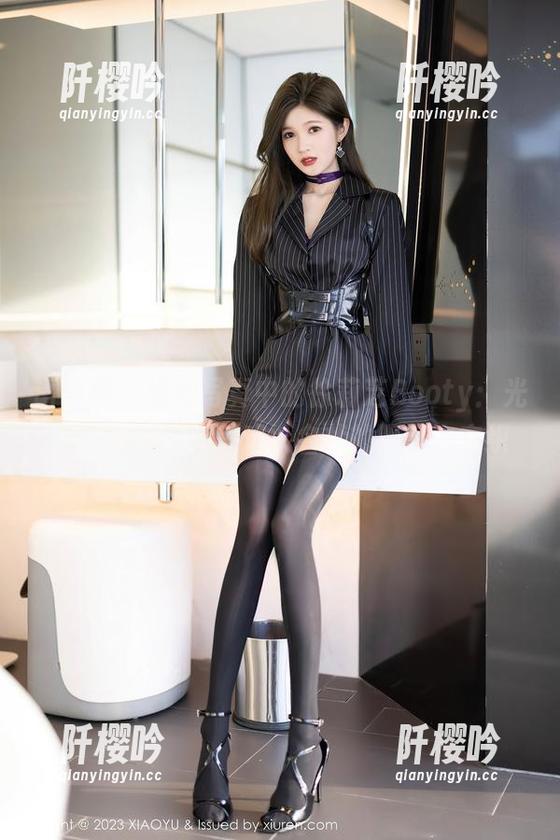 语画界-徐莉芝Booty 语画界 - 婚纱写真中的徐莉芝Booty:光线、布料与那种难以名状的吸引力交织