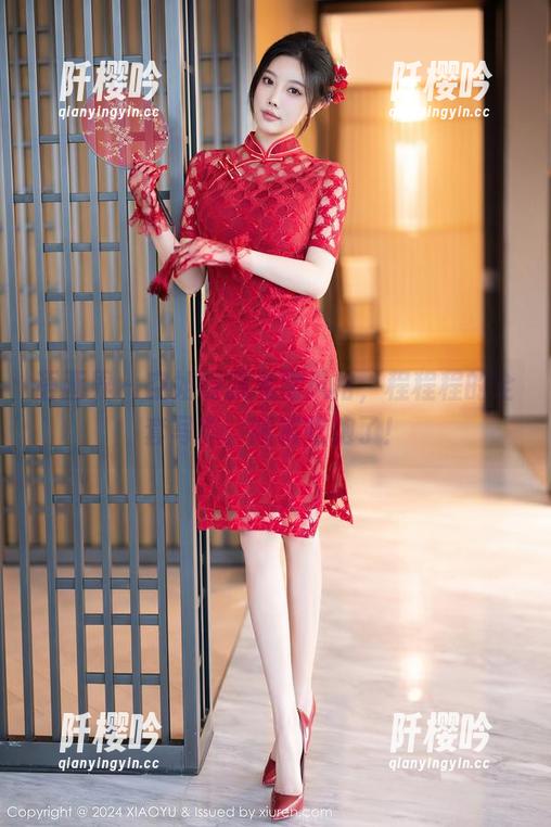 语画界 - 空姐制服私房风格，程程程的全套写真，眼睛吃饱了！