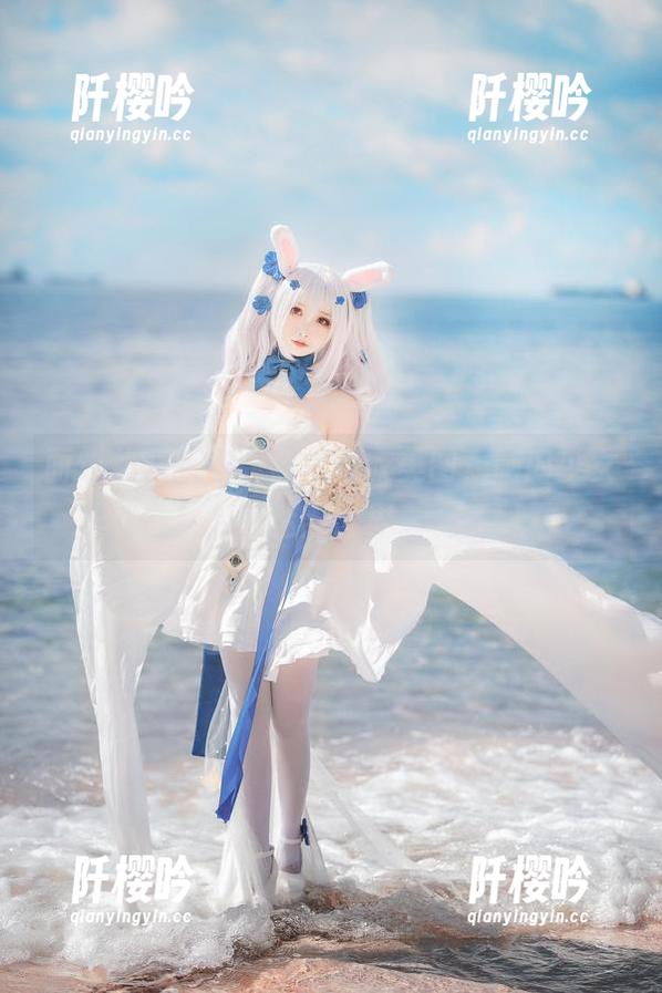 面饼仙儿 面饼仙儿新作:黑色束衣美图,脑内少女的迷离世界。